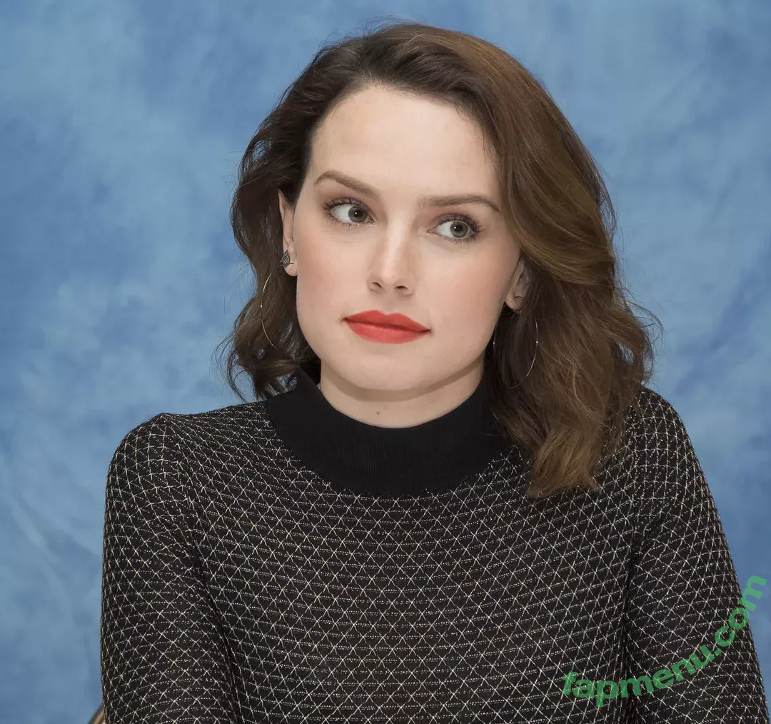 Daisy Ridley nude photo #0164 (daisyridley)