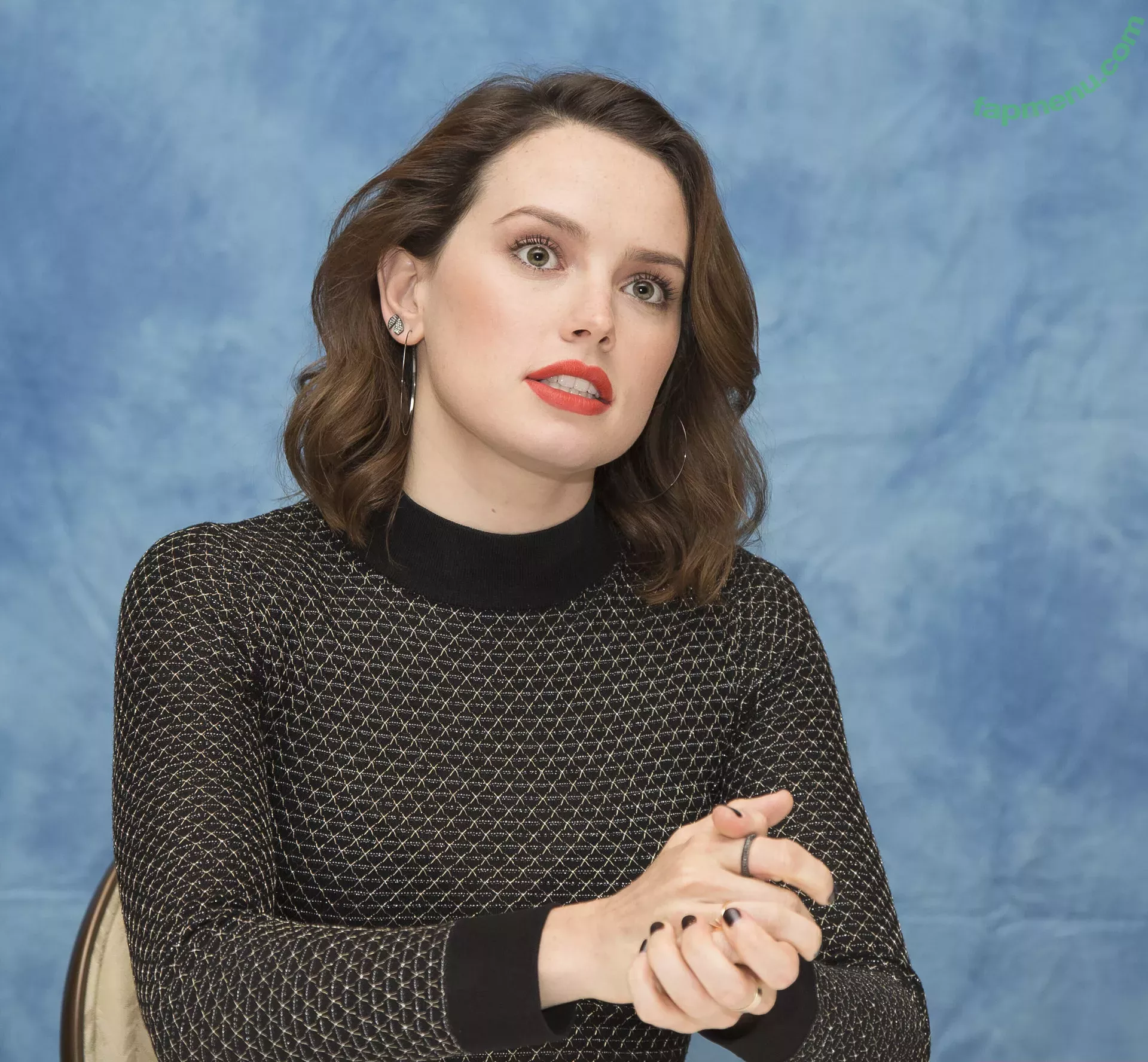 Daisy Ridley nude photo #0165 (daisyridley)