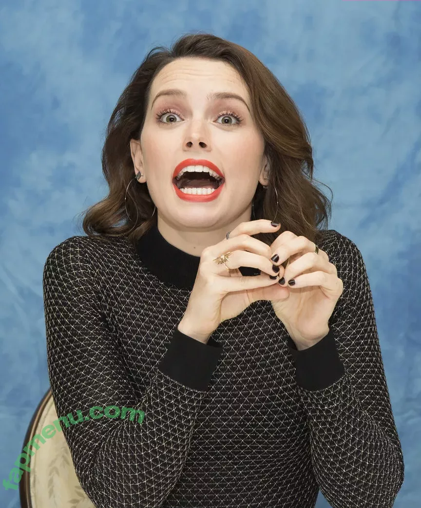 Daisy Ridley nude photo #0178 (daisyridley)