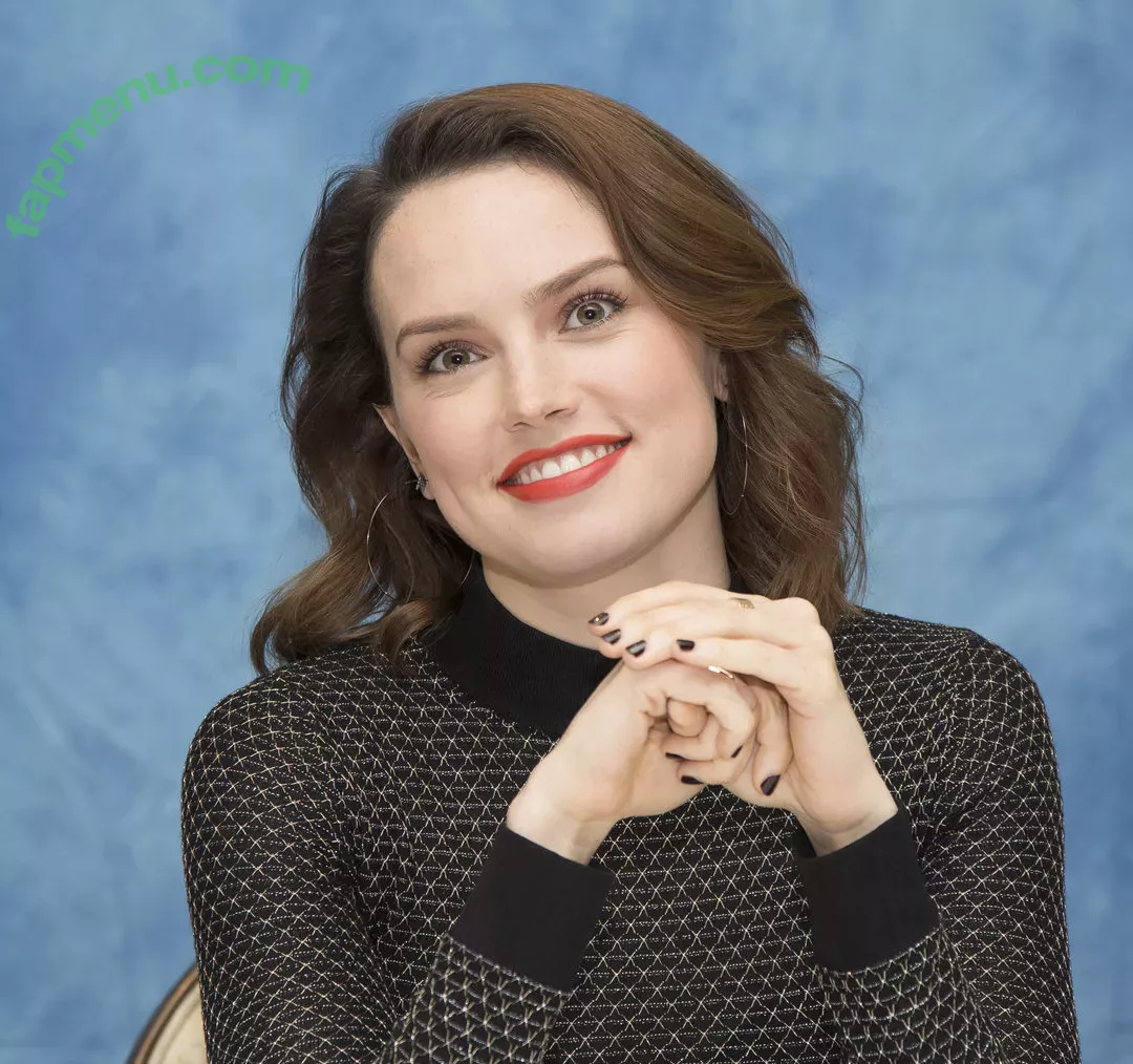 Daisy Ridley nude photo #0180 (daisyridley)