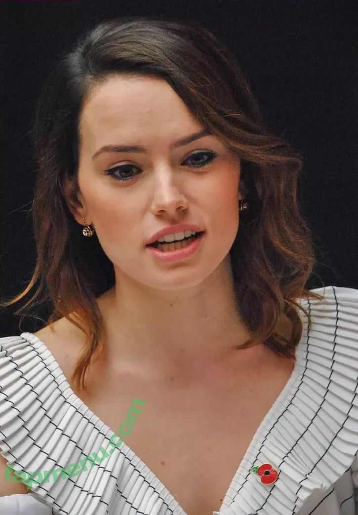 Daisy Ridley nude photo #0209 (daisyridley)