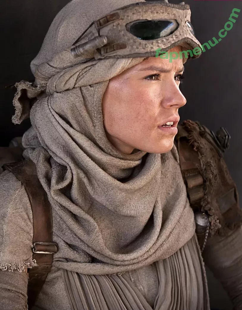 Daisy Ridley nude photo #0235 (daisyridley)