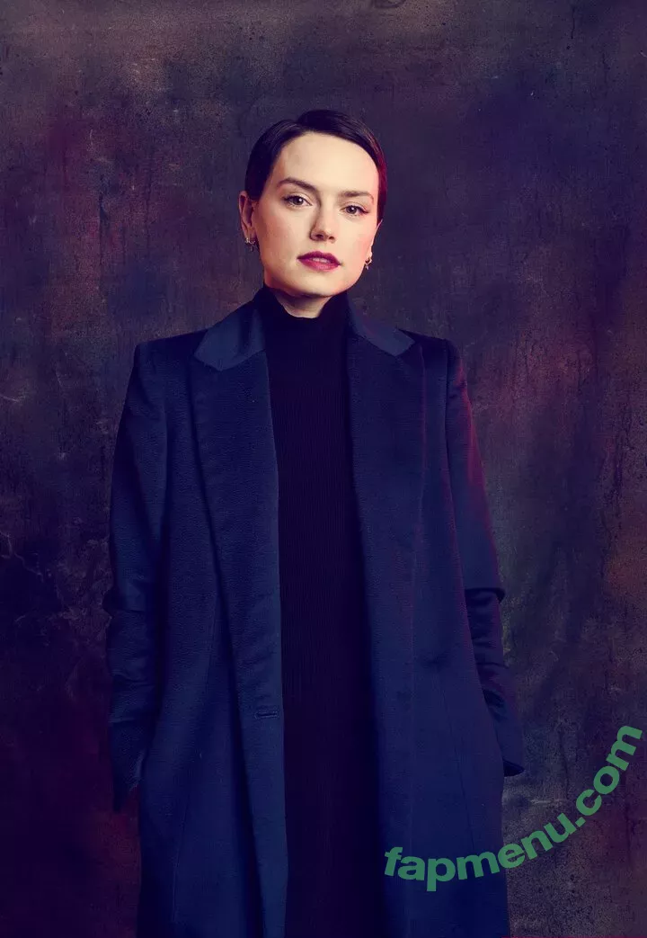 Daisy Ridley nude photo #0265 (daisyridley)