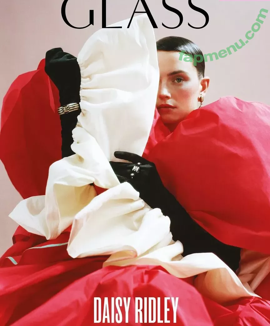 Daisy Ridley nude photo #0280 (daisyridley)