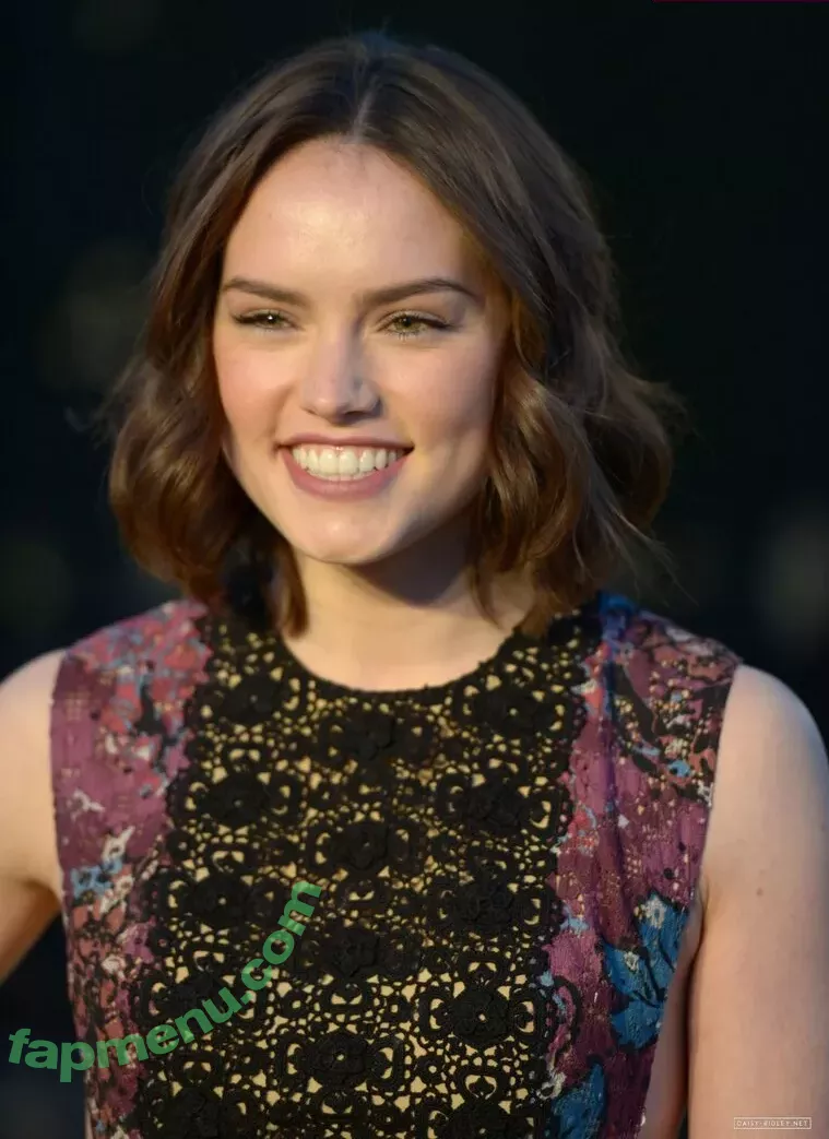 Daisy Ridley nude photo #0322 (daisyridley)