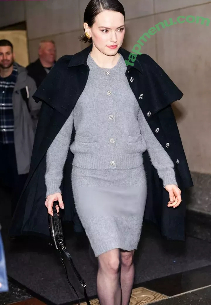 Daisy Ridley nude photo #0325 (daisyridley)