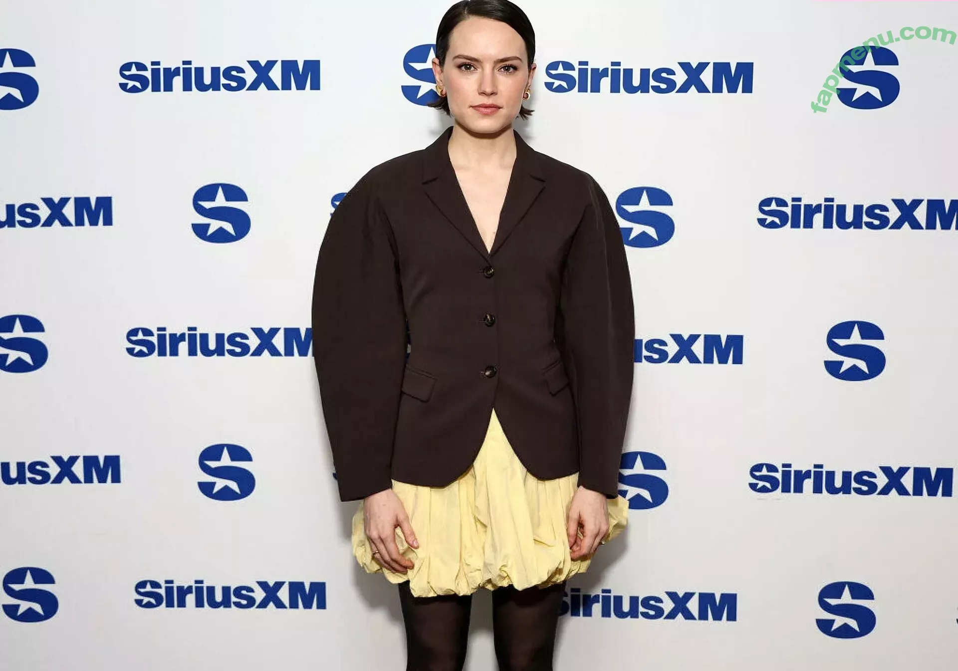 Daisy Ridley nude photo #0336 (daisyridley)