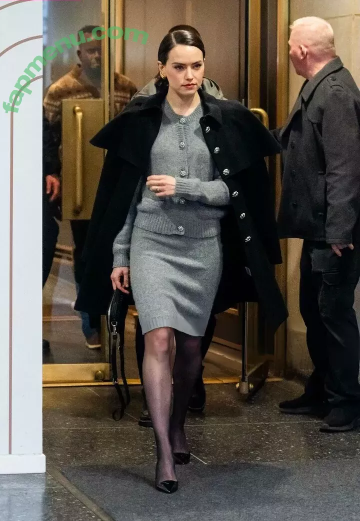 Daisy Ridley nude photo #0339 (daisyridley)