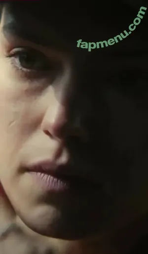 Daisy Ridley / daisyridley nude photo #1157