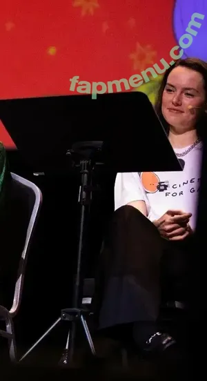 Daisy Ridley / daisyridley nude photo #1166