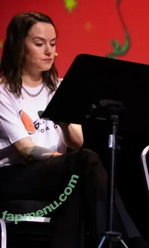 Daisy Ridley / daisyridley nude photo #1167