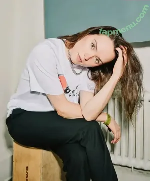 Daisy Ridley / daisyridley nude photo #1200