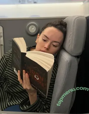 Daisy Ridley / daisyridley nude photo #1278