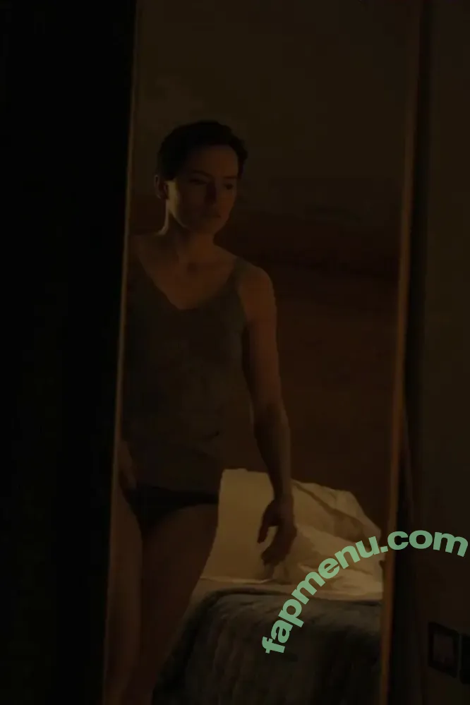 Daisy Ridley nude photo #1147 (daisyridley)