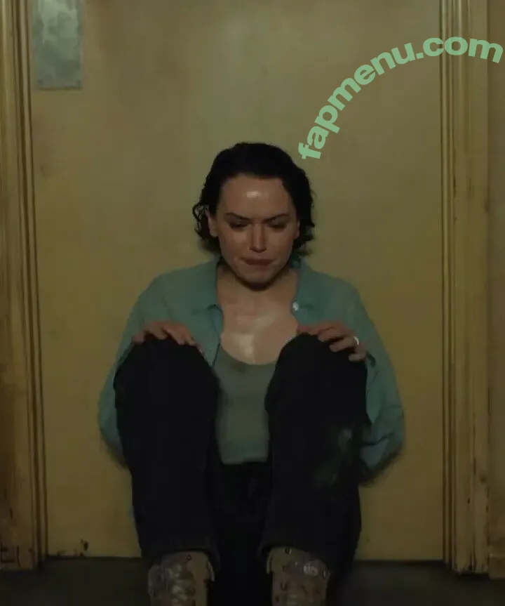 Daisy Ridley nude photo #1183 (daisyridley)