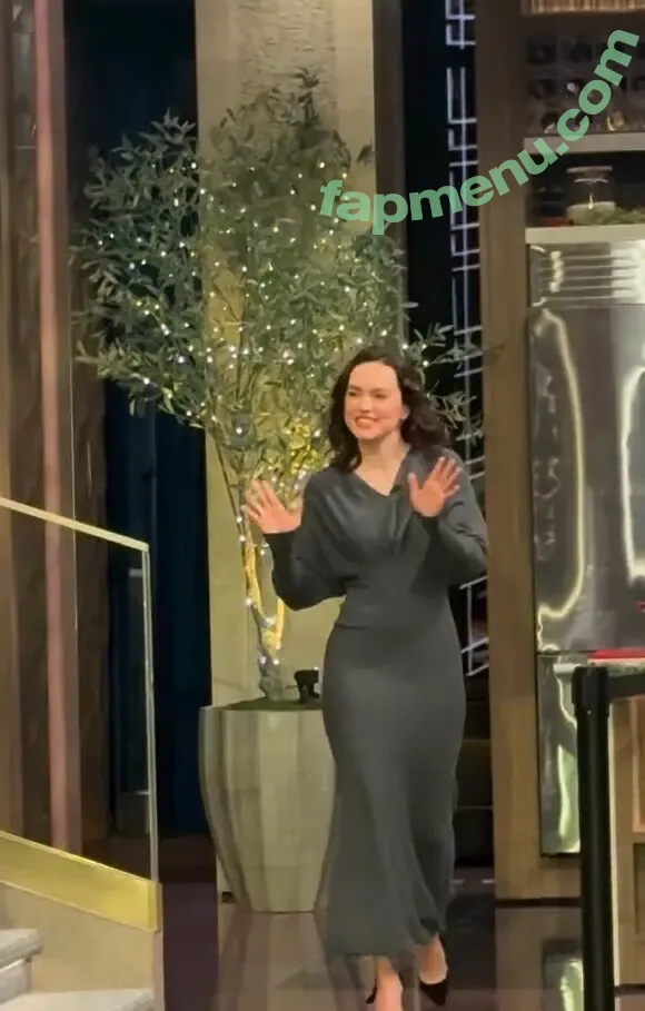 Daisy Ridley nude photo #1214 (daisyridley)