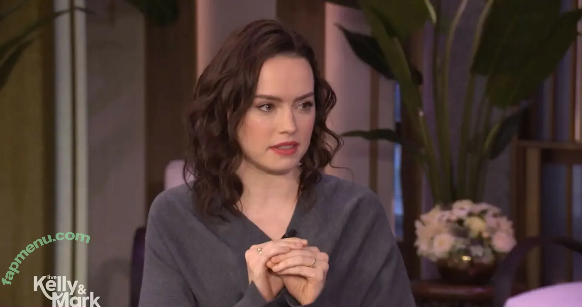 Daisy Ridley nude photo #1224 (daisyridley)