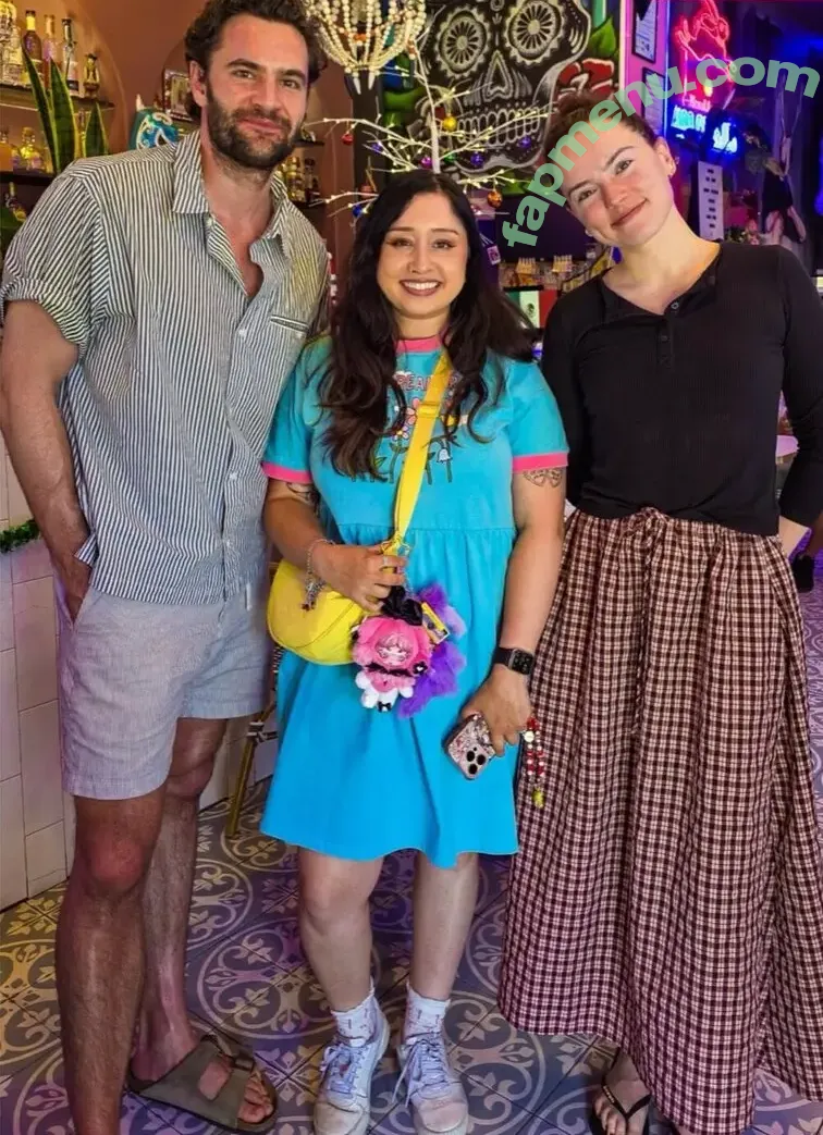 Daisy Ridley nude photo #1240 (daisyridley)