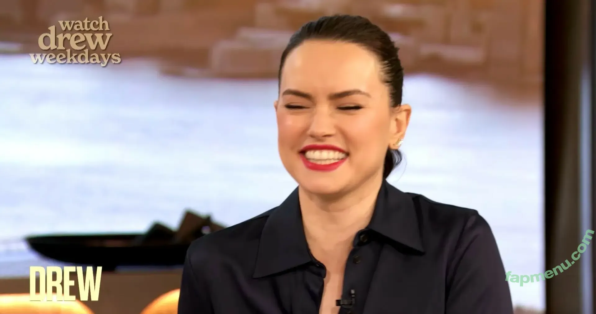 Daisy Ridley nude photo #1262 (daisyridley)