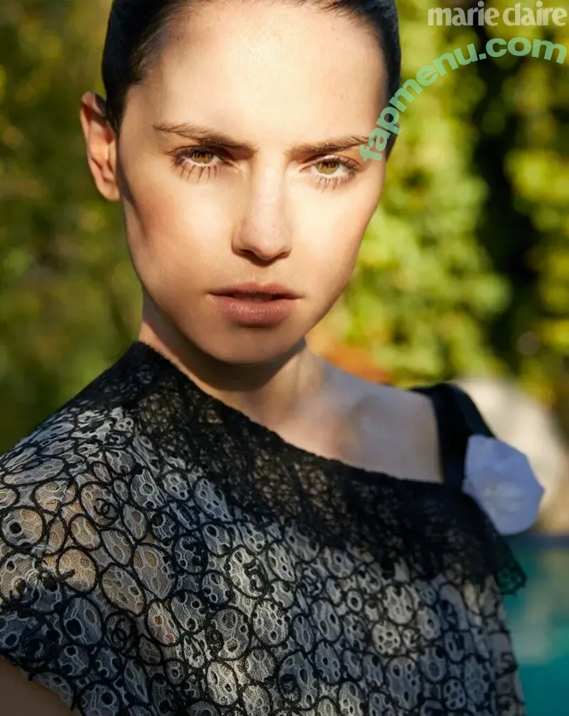 Daisy Ridley nude photo #1270 (daisyridley)