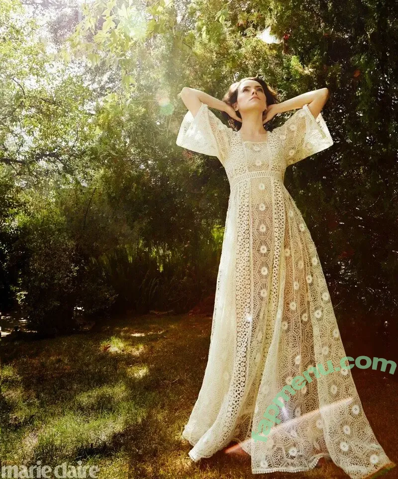 Daisy Ridley nude photo #1273 (daisyridley)