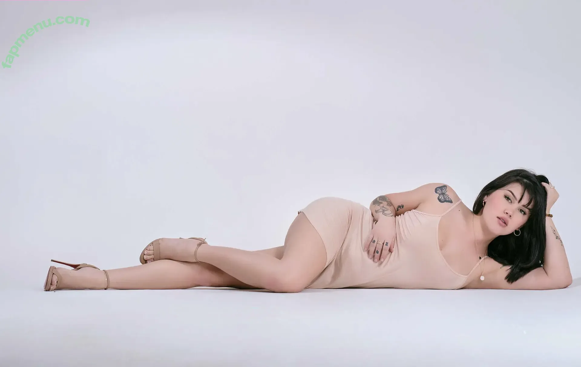 Daisy Taylor nude photo #0202 (HereOnNeptune / daisydootaylor)