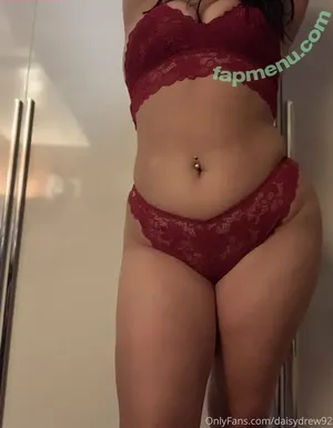 daisydrew92 / daisydrew nude photo #0002