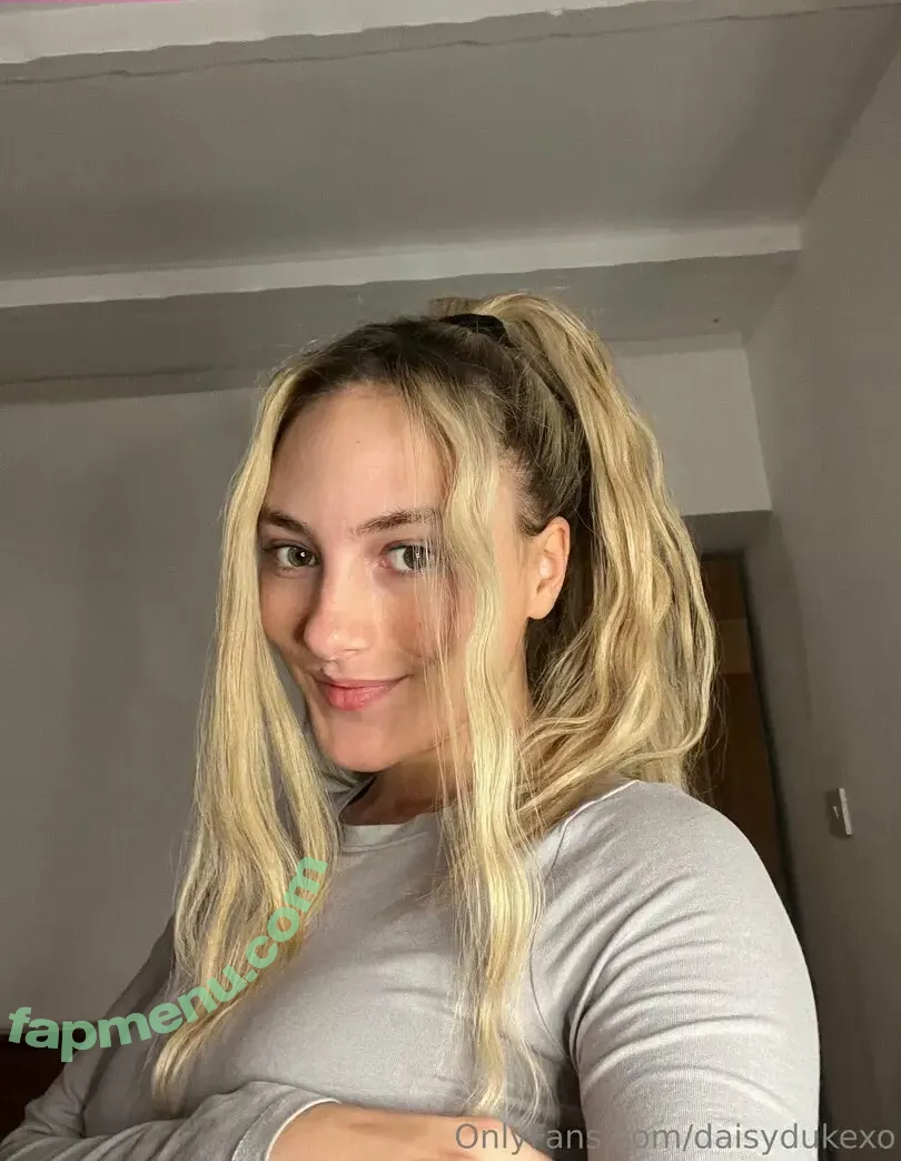 daisydukexo nude photo #0003 (daisydukexoxo)