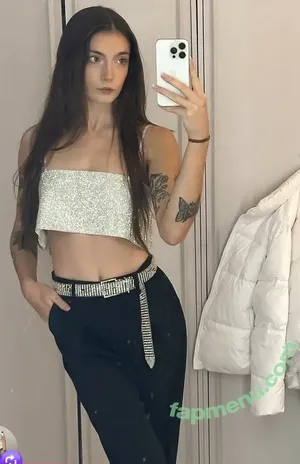 daisyfayebee / daisybee nude photo #0031