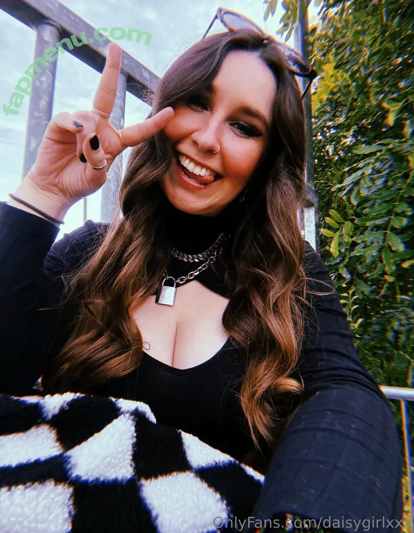daisygirlxxx nude photo #0432 (daisygirlxx)