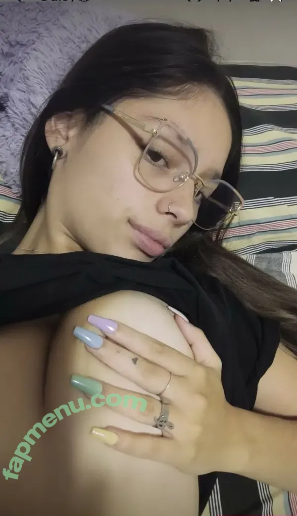 Daisyonafield nude photo #0003 (daisiesonafield)