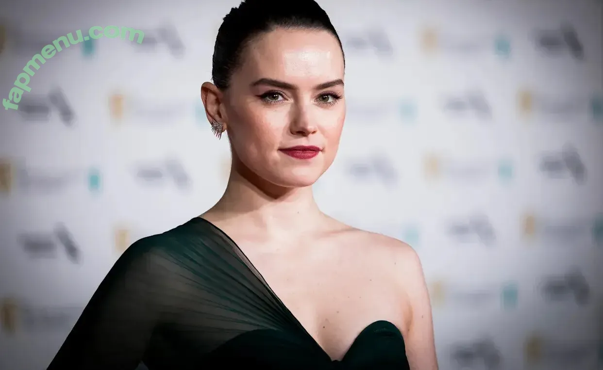 daisyridley nude photo #0004 (daisyridley)