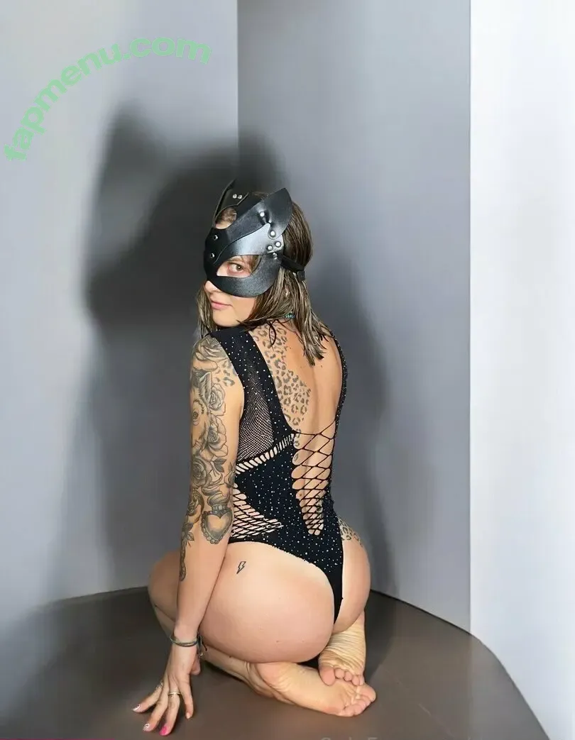 daisyroar nude photo #0006 (dinosaurdaisy)