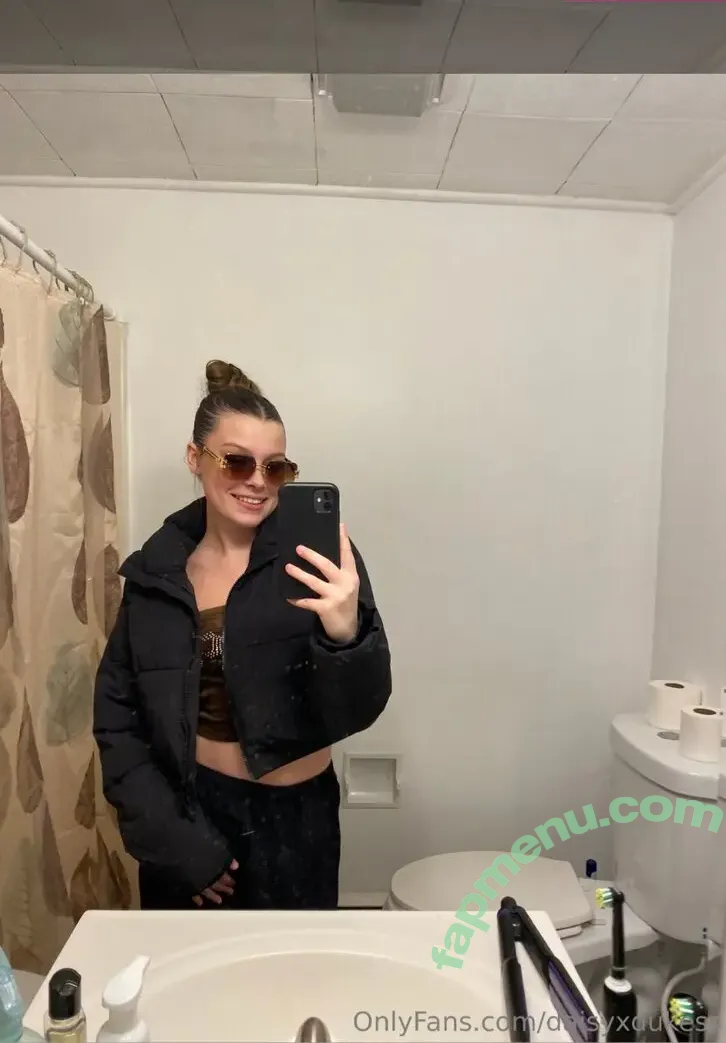 daisyxdukess nude photo #0005 (daisydukezclips)