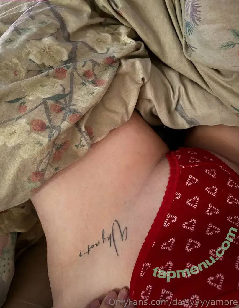daisyyyyamore nude photo #0021 (daisyyyyamore)