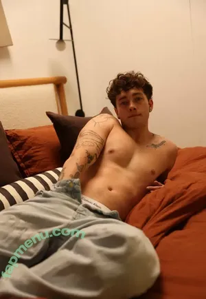 dakarluca / dakaroficial nude photo #0001
