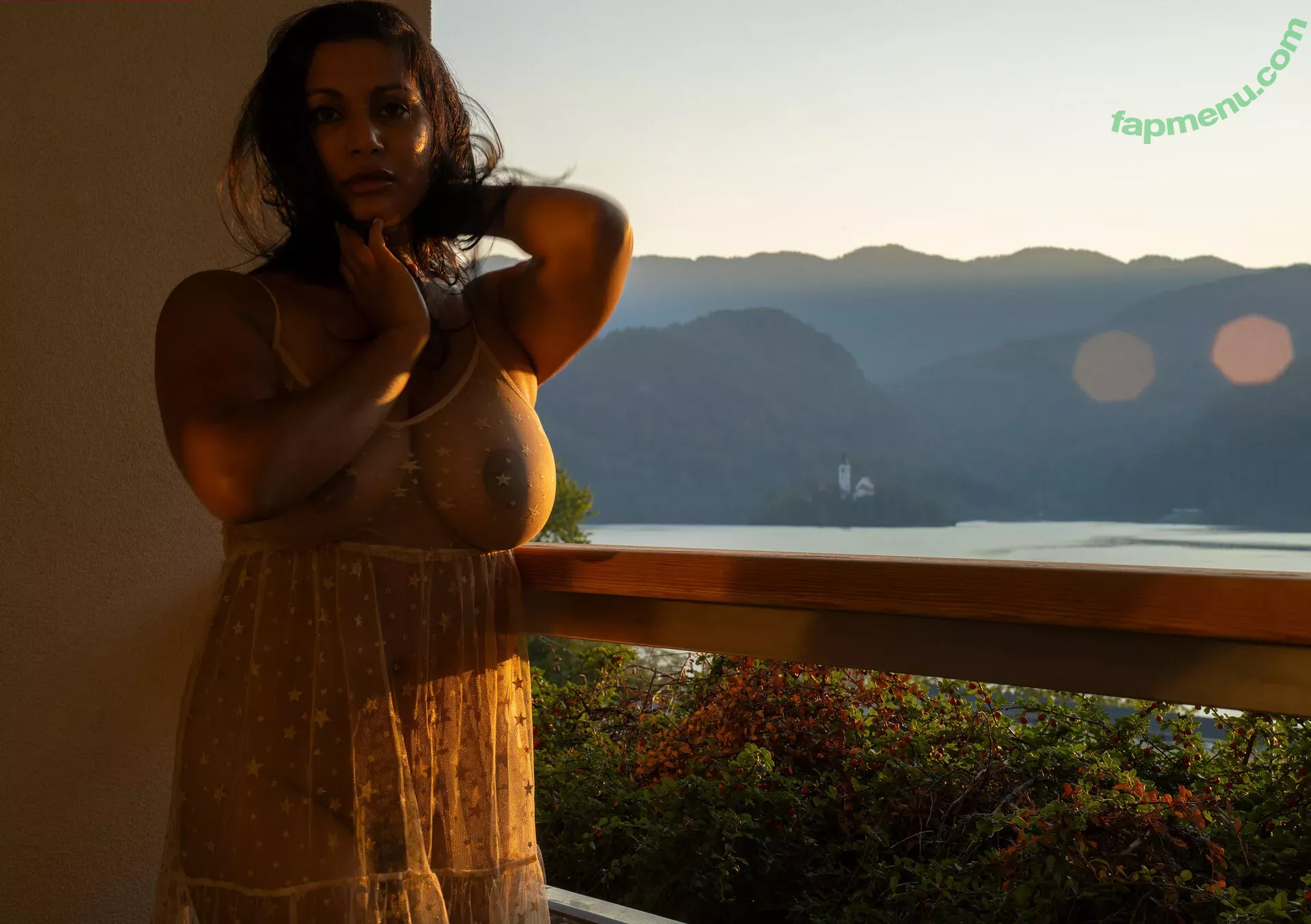 Dakini nude photo #0045 (Carla White / Devi / devithemodel / googlymonstor)