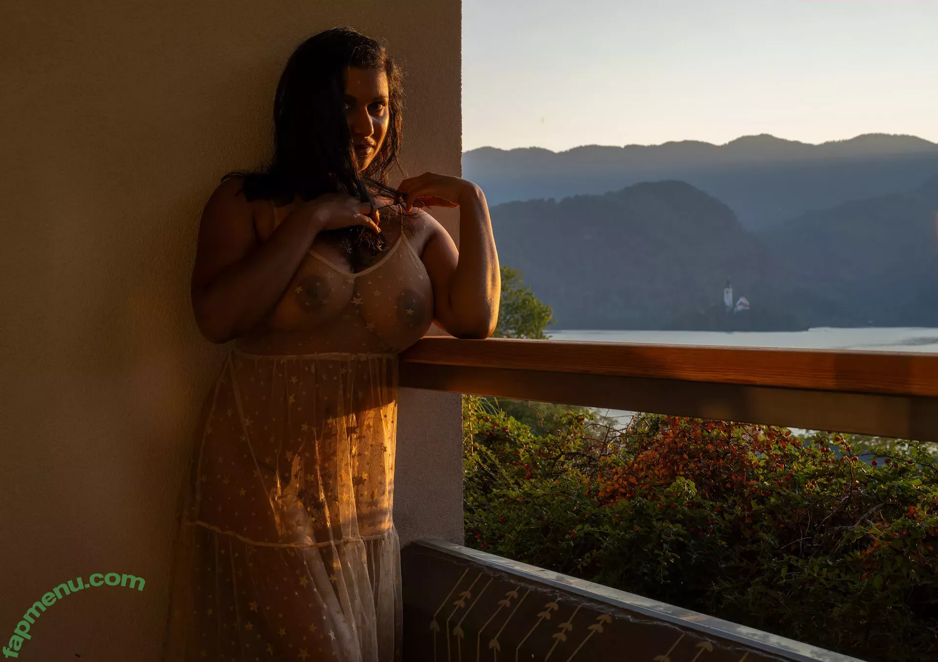 Dakini nude photo #0050 (Carla White / Devi / devithemodel / googlymonstor)