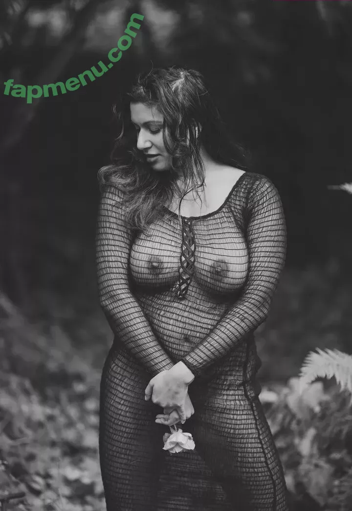 Dakini nude photo #0083 (Carla White / Devi / devithemodel / googlymonstor)