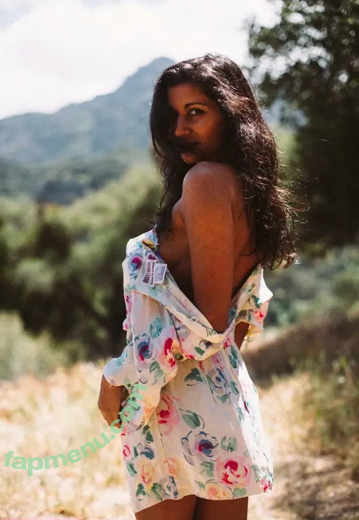 Dakini nude photo #1311 (Carla White / Devi / devithemodel / googlymonstor)