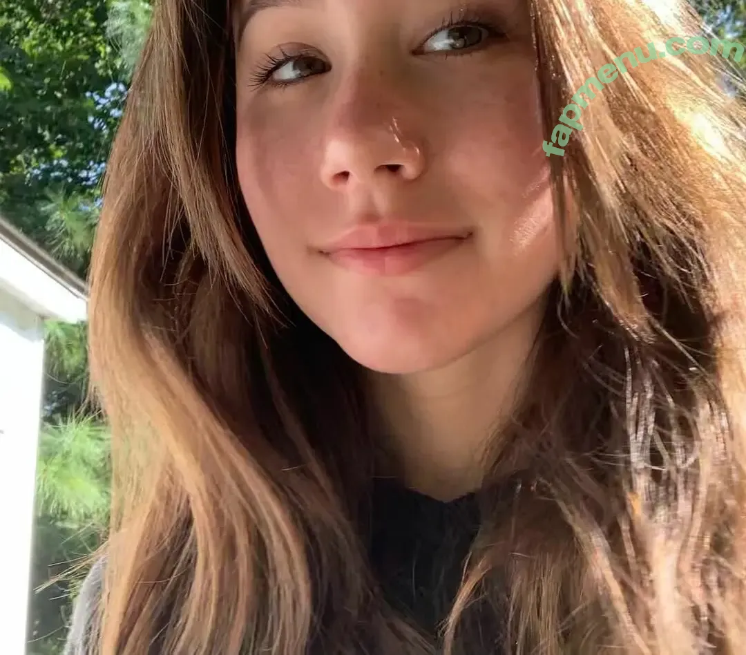 Dakota B ASMR nude photo #0028 (dakotaasmryt / dakotabasmr)