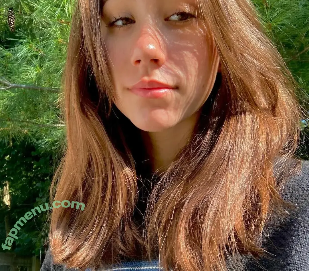 Dakota B ASMR nude photo #0030 (dakotaasmryt / dakotabasmr)