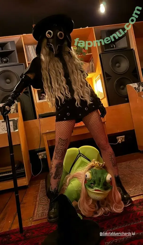 Dakota Blue Richards nude photo #0248 (dakotabluerichards)