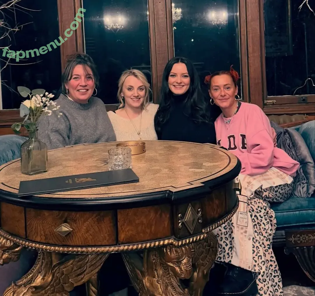 Dakota Blue Richards nude photo #0256 (dakotabluerichards)