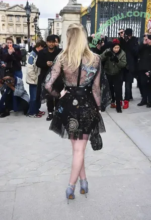 Dakota Fanning / dakota_fanning / dakotafanning nude photo #0489