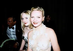 Dakota Fanning / dakota_fanning / dakotafanning nude photo #0522