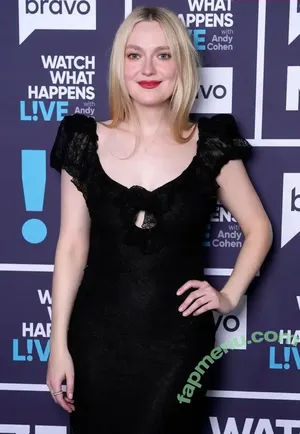 Dakota Fanning / dakota_fanning / dakotafanning nude photo #0636