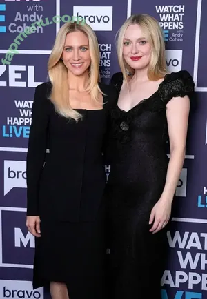 Dakota Fanning / dakota_fanning / dakotafanning nude photo #0638