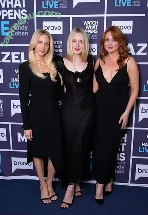 Dakota Fanning / dakota_fanning / dakotafanning nude photo #0639