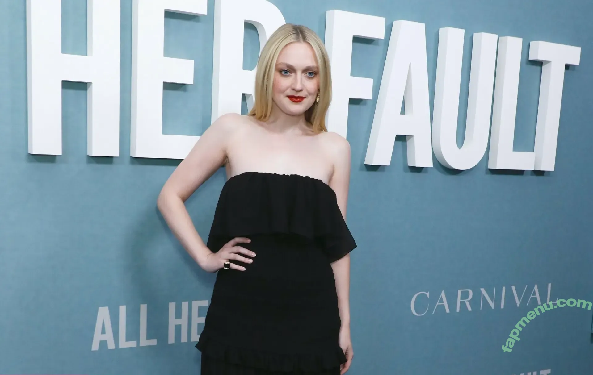 Dakota Fanning nude photo #0573 (dakota_fanning / dakotafanning)